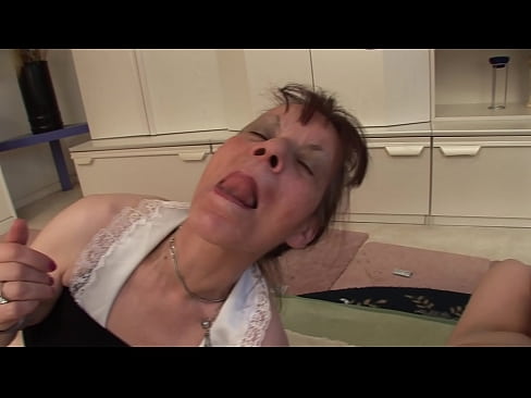 ❤️ Zwee Bomien an ee Grousspapp hunn en Dräier ❤️ Schéine Porno op lb.onlydesiporn.ru ❤