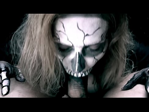 ❤️ Demone Meedchen saugt Hunn mat hirem schwaarze Mond a schléckt kum. ❤️ Schéine Porno op lb.onlydesiporn.ru ❤